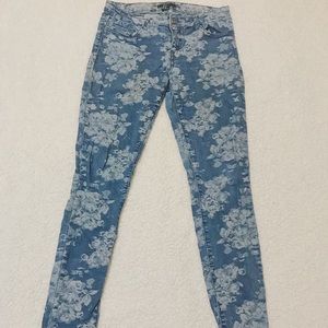 Floral jeans size 27
